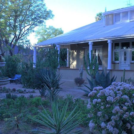 Bisibee Guest House Oudtshoorn Eksteriør bilde